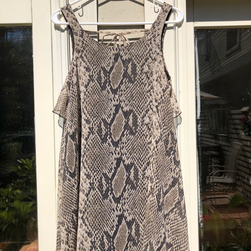 Flowy snake skin patterned dress with ruffle back